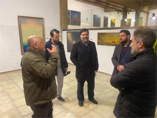 بازدید عضو شورای شهر تهران از نمایشگاه نقاشی در فرهنگسرای نیاوران