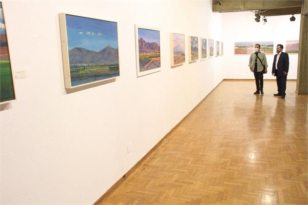 نمایشگاه نقاشی های آقای علی سیدانی